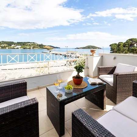 Casa Blue Sea View, Philian Collection Skiathos Town
